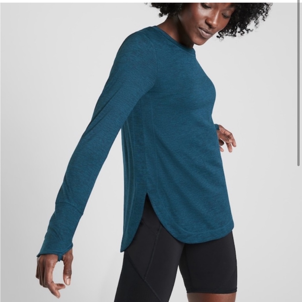 Athleta Uptempo Top - Picture 2 of 9